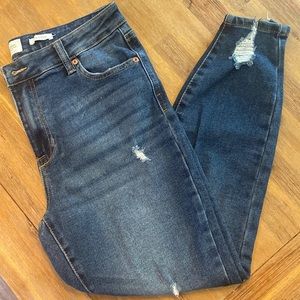 Juniors' High Rise Distressed Skinny Ankle Jeans size 13/31 never worn